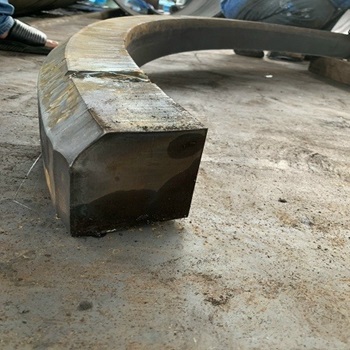 Uốn thép tấm kích thước siêu dày 20mm-80mm thành ống đường kính1m-2.5m